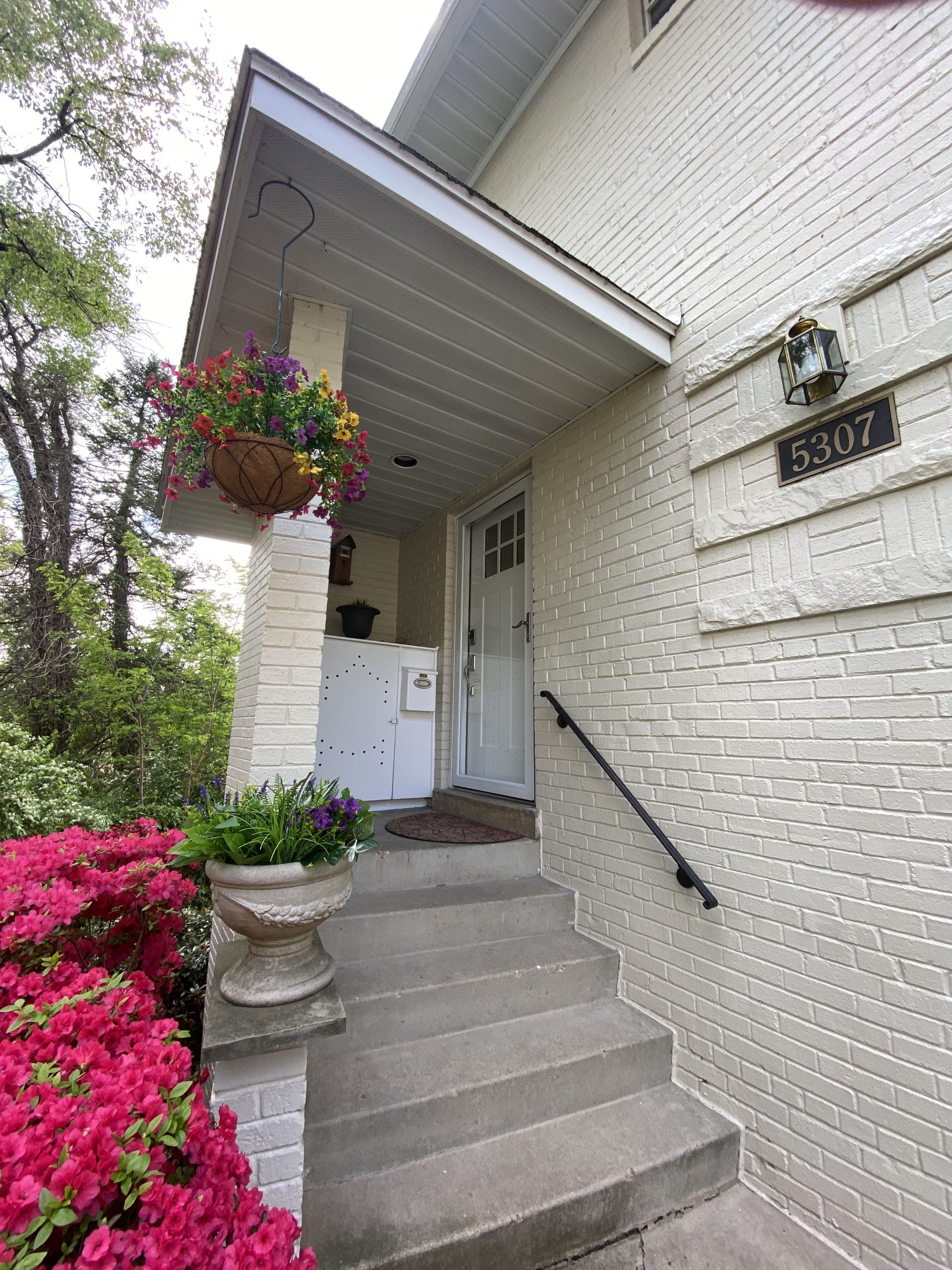 5307 Pooks Hill Road - UL